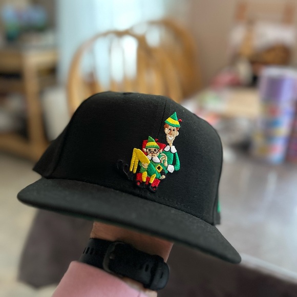 New Era “Buddy the Elf” 59fifty - Picture 1 of 5